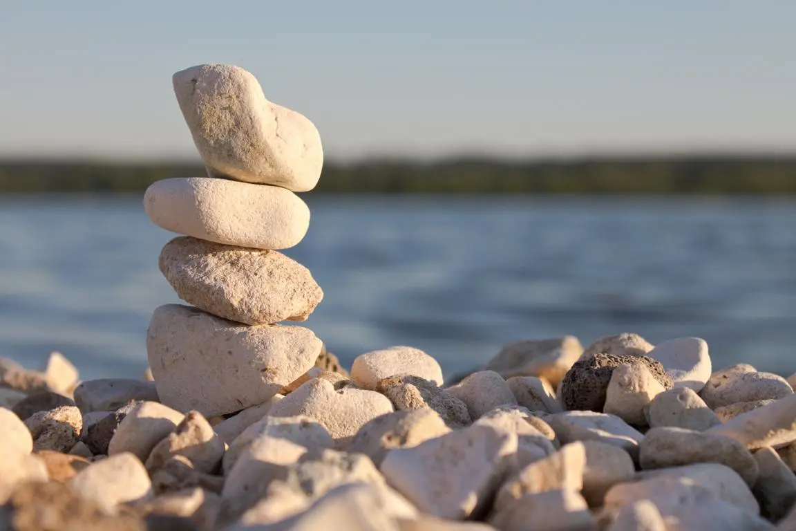 Mineralien-und-ihre-Bedeutung-im-Wasser Mineralien-und-ihre-Bedeutung-im-Wasser